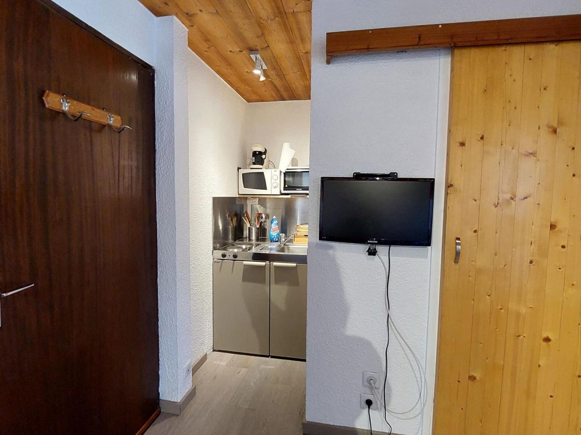 Studette Renovee Pour 2 Au Pied Des Pistes, Centre Les Deux Alpes - Fr-1-516-134 Exterior foto
